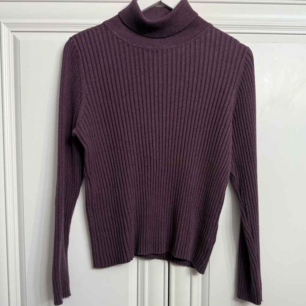 Northern Traditions Size Medium Purple Ribbed Turtleneck Sweater 100% Cotton